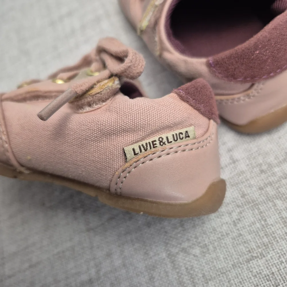 ​Livie & Luca Pink Canvas & Leather Sneakers - Gold Metallic Accent - Size 5M